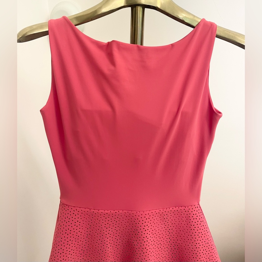 Stunning NWT Chiara Boni Peplum Dress Dominik Laser Cut dress! - Picture 12 of 16